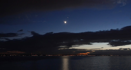 Conjunction of the Moon, Venus and Jupiter
