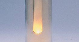 Η αντίδραση μεταξύ νατρίου και χλωρίου