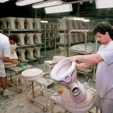 Hódmezővásárhelyen működik az Alföldi Porcelán