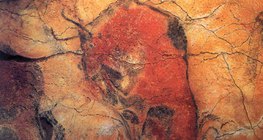 Painting of a bison in the Cave of Altamira (Spain, 15,000-10,000 BC)