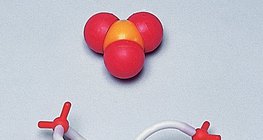 Τριοξείδιο του θείου και μοντέλα του