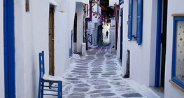 Narrow street on the island of Mykonos