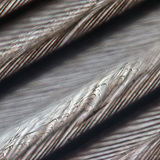 Λεπτή δομή φτερού πουλιού με αλληλένδετα μυστάκια