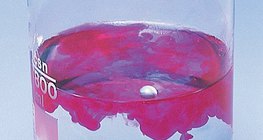 Αντίδραση νατρίου με νερό