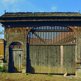 ξυλόγλυπτη πύλη