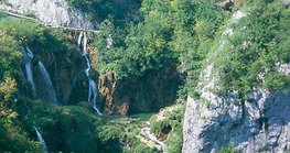 Οι καταρράκτες στις λίμνες Πλίτβιτσε της Κροατίας