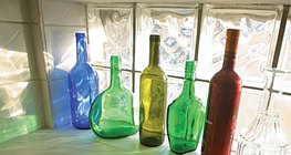 Έγχρωμο γυαλί