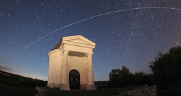 Η πορεία του Διεθνούς Διαστημικού Σταθμού στον ουρανό.