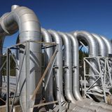 A curve in a pipe that is used to eliminate thermal expansion