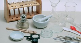 Common laboratory equipments