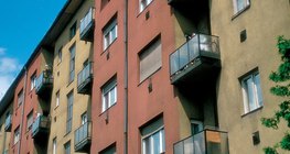 Τοίχος με οπές συσκευών θέρμανσης με φυσικό αέριο